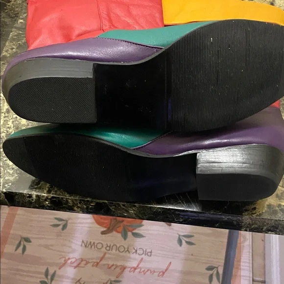 Joyce Peter Pan Style Colorful Women's Boots - Size 9 EUC - Easy slip on / off - Picture 14 of 15